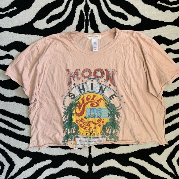 Project Social T Moonshine New Orleans Cropped Graphic t-shirt Size One Size - Picture 1 of 7
